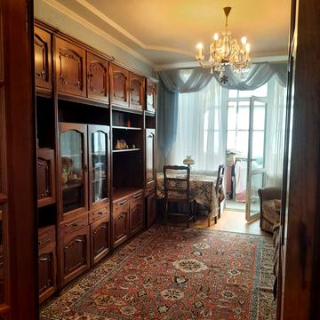 Криворізька вул., 8