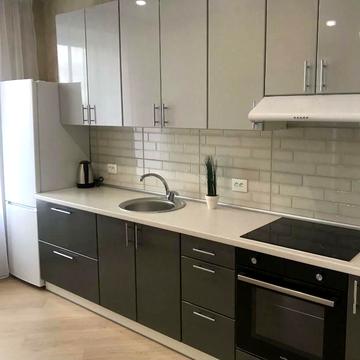 Луговська вул., 248