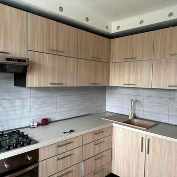 Оренда 3 кімнатної квартири по вул. Перша Ливарна р-н. Майдана Волі