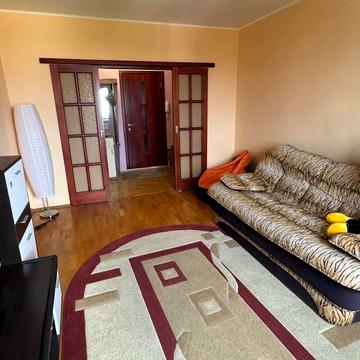 Автозаводська вул., 63