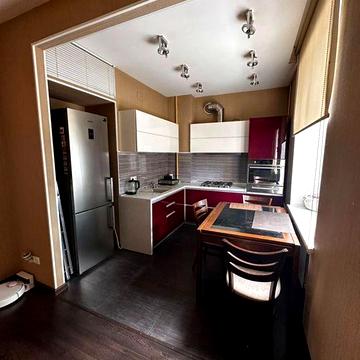 2-во кімнатана квартира, вул. Сталеварів, буд.11