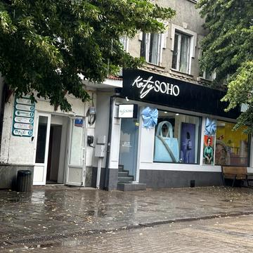 Лесі Українки вул., 9