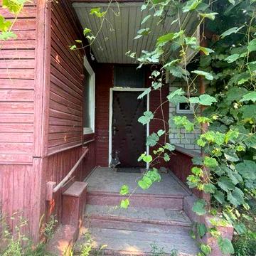 Частина будинку по пр-ту Грушевського