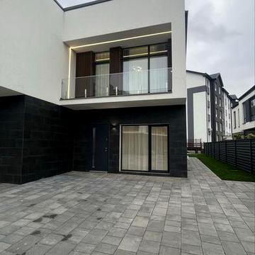 Дуплекс із ремонтом та меблями у Петропавлівській Борщагівці