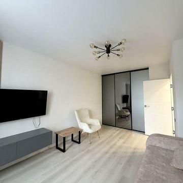 Оренда гарної сучасної квартири в новобудові.