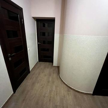Марії Заньковецької вул., 36