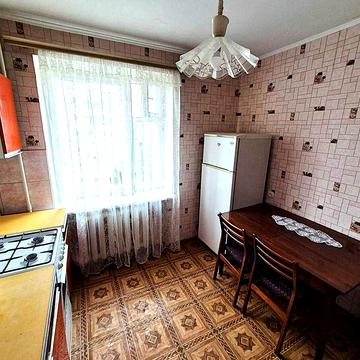 Простора 2-кімнатна квартира в цегляному будинку. Є-ВІДНОВЛЕННЯ