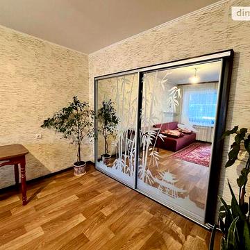 Довгострокова оренда 1к Квартира Володимира Українця (Новокузнецька) вулиця