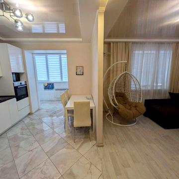 Оренда квартири, напроти парку, двохрівнева 3к