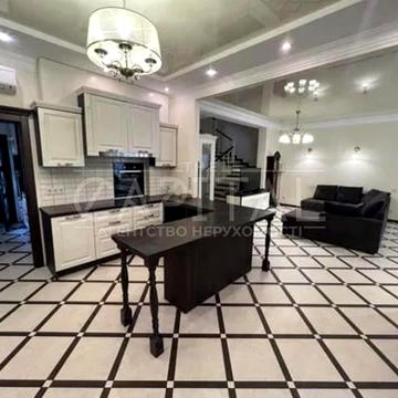 Богатирська вул.