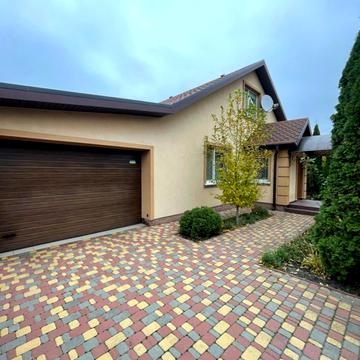 Новопрорізна вул.