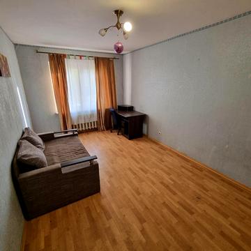 Урлівська вул., 30