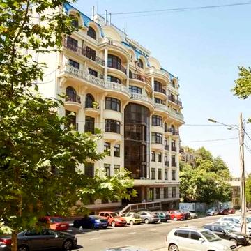 Двухкомнатная, евроремонт, Военный спуск, центр, От собственника.