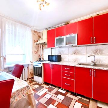 Василя Макуха вул. (Червонопартизанська), 3