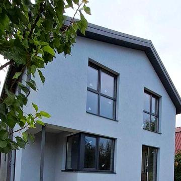 Новозбудований приватний будинок, Чернігів, в районі ЗАЗу.