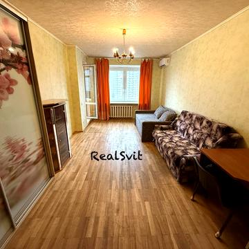 Петра Григоренка просп., 15