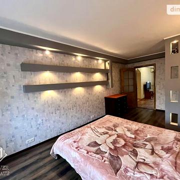 Продаж 3к Квартира Глазунова вулиця