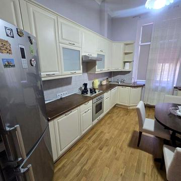 Аренда 4х кв Соборная 40,возле ДК 140м 46000грн торг.