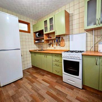 Продаж 1к в цегляному будинку п-н Громова