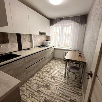 Довгострокова оренда 2к Квартира Воскресенська вулиця