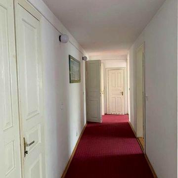 Оренда. Великий Будинок. Власна Територія. Чудова Локація. Паркінг!