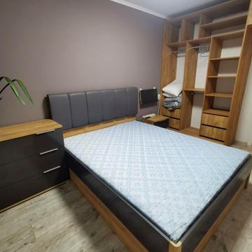 Олександра Довженка вул., 3