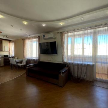 Дюківська вул., 8