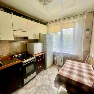 2-х кімн. 44 кв.м вул. Соборності (Доценко). Меблі.Побутова техніка.