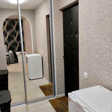 1 квартира новые дома дворец спорта, танкопия 13/8, 9000+свет