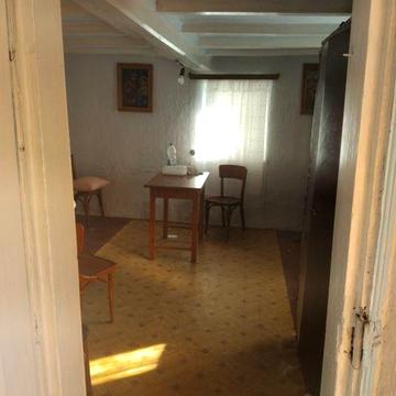 Продається будинок з земляною ділянкою під забодову