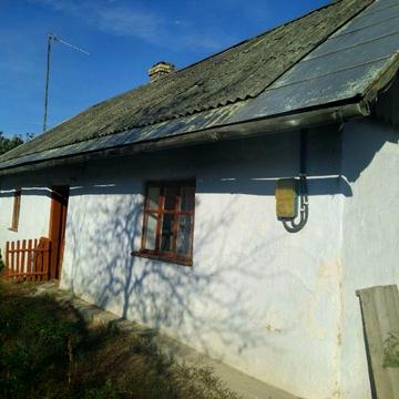 Продається будинок з земляною ділянкою під забодову