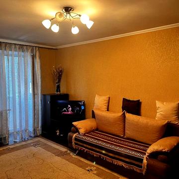 Продам 1 кімнатну квартиру з меблями та побутовою технікою