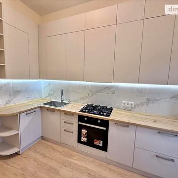 Продаж 2к Квартира Кардинала Гузара (Толстого Льва) вулиця