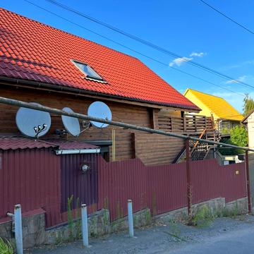 Вишнева вул.