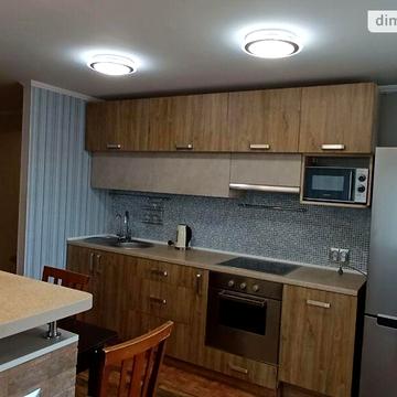 Продаж 3к Квартира Антоновича Володимира вулиця