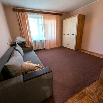 Василя Симоненка вул., 7а