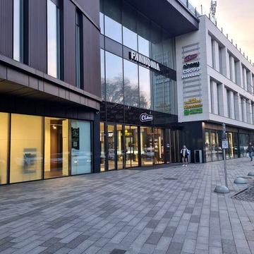 Здається в оренду квартира поблизу площі Жупанатської у закритому ЖК