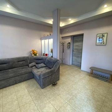 Андріївська вул. (Кубасова), 41/43