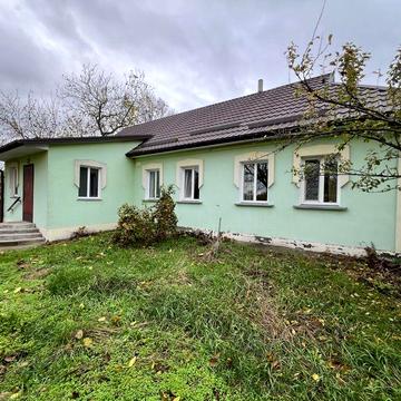 Продам хороший цегляний будинок зі зручностями в селі Узинської ОТГ