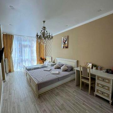 Сдам долгосрочно квартиру в 26 Жемчужине. Аркадия, уд. Генуэзская