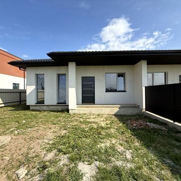 Продаж дуплексу на ділянці 5 сот. у Струмівці