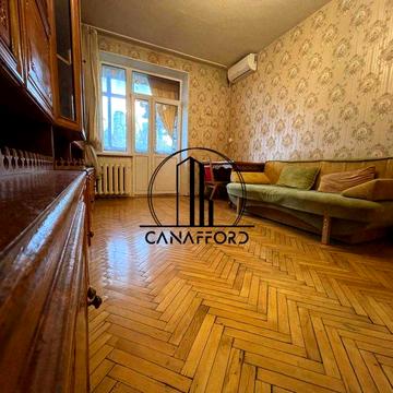 Лабораторна 33/37, Печерськ, Олімпійська та Палац України 10 хв. пішк