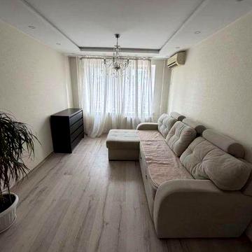 Сдается 3-комнатная квартира на Набережной Победы, 78