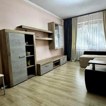 Оренда 3 кімнатноі квартири. 3 поверх. Курбаса 9