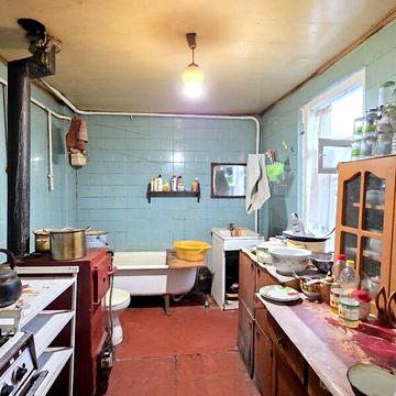 Продаж 3к Дім Рєпіна вулиця