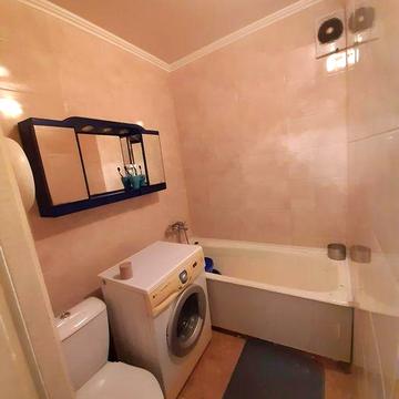 Продам 2 кімн  ТОП локація у центрі міста, вул.Центральна,, 4/5 поверх