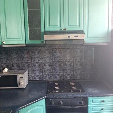 Срочно сдам 2-х ком кв. в районе Чоколовского бульвара