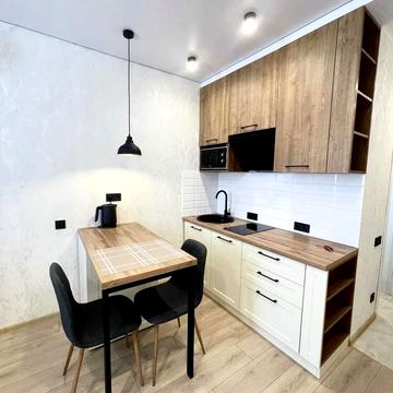 Глибочицька вул., 13