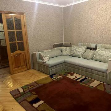 Дегтярівська вул., 6
