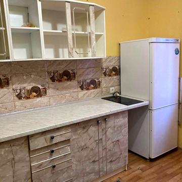 Тернопільська вул., 44